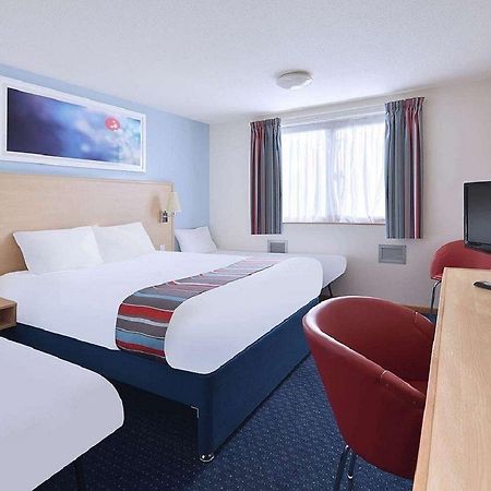 Travelodge Birmingham Yardley Екстериор снимка